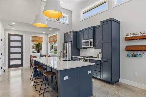 3602 Pennsylvania Ave #2, Austin, TX 78721