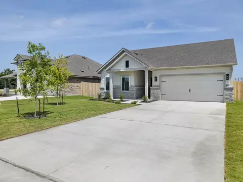 Exterior - 112 Mathew St, Bertram, TX 78605 photo 2 of 6