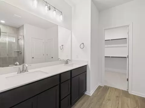 Bath - 112 Mathew St, Bertram, TX 78605 photo 3 of 4