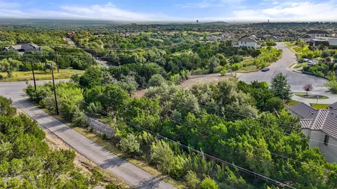 210 Lodestone Cv, Austin, TX 78738 photo 3
