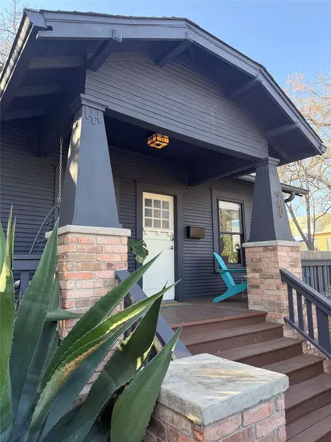 900 W Lynn St, Austin, TX 78703