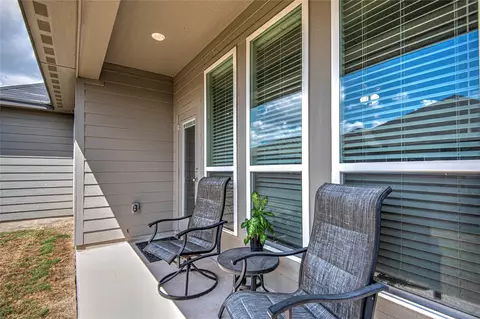 Exterior - 7221 Caladium Dr, Temple, TX 76502 photo 5 of 8