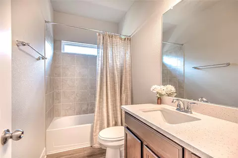 Bath - 7221 Caladium Dr, Temple, TX 76502 photo 1 of 1