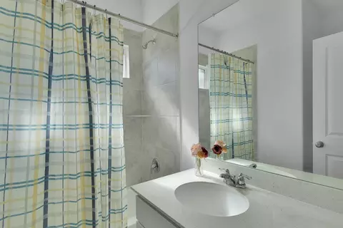 Bath - 1621 Brueggerhoff Rd, Leander, TX 78641 photo 2 of 2