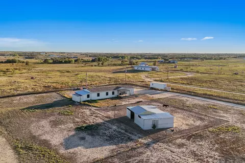 1600 County Road 465, Elgin, TX 78621 photo 13