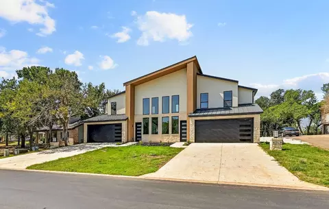 804 Hi Cir W, Horseshoe Bay, TX 78657