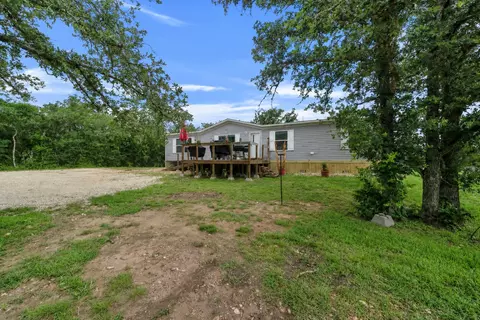 2755 Washburn Rd, Luling, TX 78648 photo 9