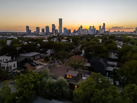 View/Area - 2014 E 10th, Austin, TX 78702 photo 3 of 3