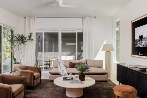 Living - 2014 E 10th, Austin, TX 78702 photo 1 of 4