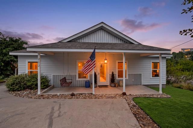 212 Kipahulu Dr, Bastrop, TX 78602