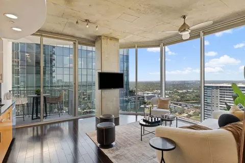 360 Nueces St #3202, Austin, TX 78701