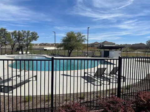 Exterior - 421 Abruzzi St, Leander, TX 78641 photo 10 of 11