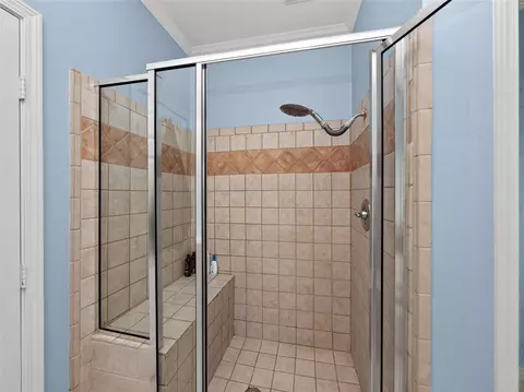 Bath - 108 E 46th St, Austin, TX 78751 photo 4 of 5