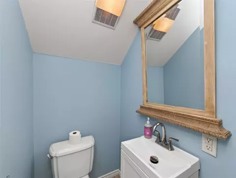 Bath - 108 E 46th St, Austin, TX 78751 photo 1 of 5