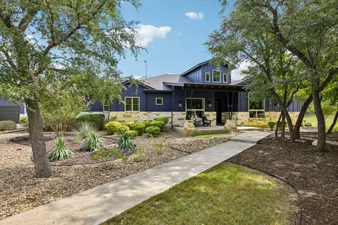 540 Oak Point Ct, Liberty Hill, TX 78642