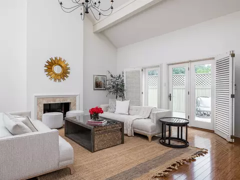 3111 Windsor Rd #E, Austin, TX 78703