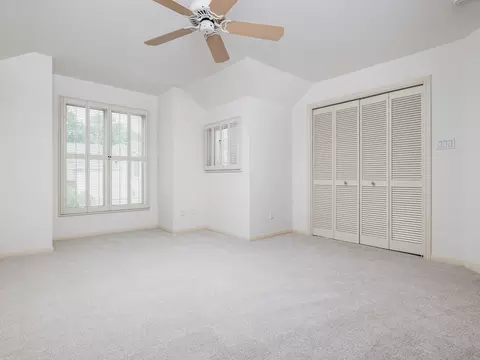 Bedroom - 3111 Windsor Rd #E, Austin, TX 78703 photo 5 of 7