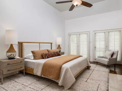 Bedroom - 3111 Windsor Rd #E, Austin, TX 78703 photo 2 of 7