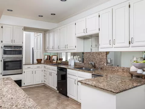 Kitchen - 3111 Windsor Rd #E, Austin, TX 78703 photo 2 of 2