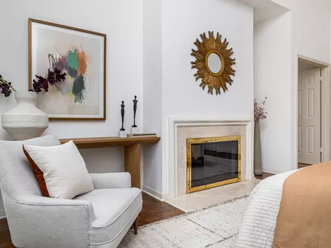 Bedroom - 3111 Windsor Rd #E, Austin, TX 78703 photo 3 of 7