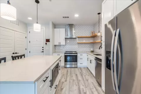3101 Govalle Ave #220, Austin, TX 78702