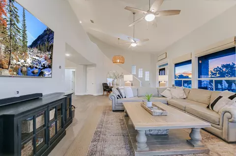 800 Western Bit, Horseshoe Bay, TX 78657 photo 9