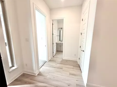 Entry Way - 241 Mango Cir, Buda, TX 78610 photo 4 of 4