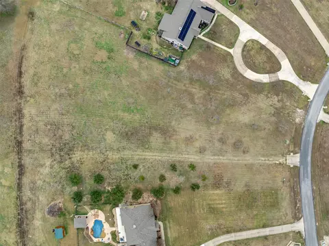 324 Apache Pass, Hutto, TX 78634 photo 6