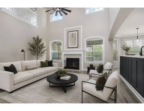 22121 Rose Grass Ln, Spicewood, TX 78669