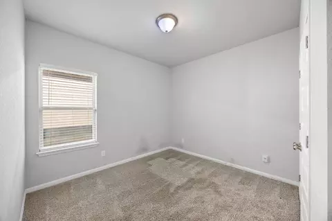 Bedroom - 225 Unforgiven Ln, Jarrell, TX 76537 photo 5 of 8