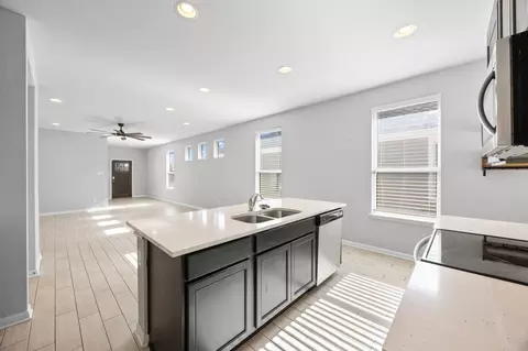 Entry Way - 225 Unforgiven Ln, Jarrell, TX 76537 photo 4 of 4
