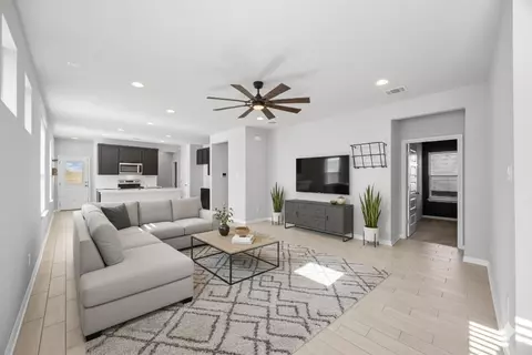 225 Unforgiven Ln, Jarrell, TX 76537