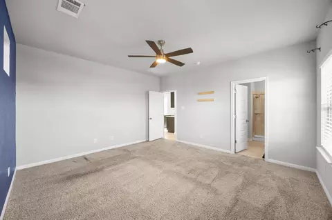Bedroom - 225 Unforgiven Ln, Jarrell, TX 76537 photo 4 of 8