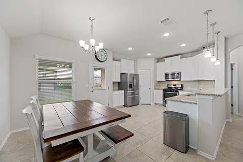 Kitchen - 382 Limerick Rd, Buda, TX 78610 photo 2 of 2