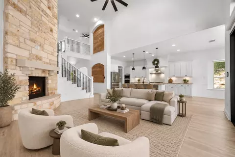 112 Salinas Cv, Austin, TX 78738
