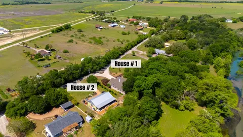 326 Red Bird Ln, Kingsbury, TX 78638