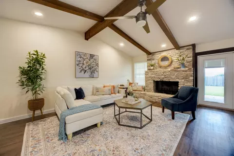 12400 Willow Wild Dr, Austin, TX 78758