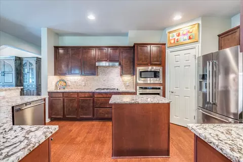 Kitchen - 471 Limestone Trl, Austin, TX 78737 photo 3 of 4