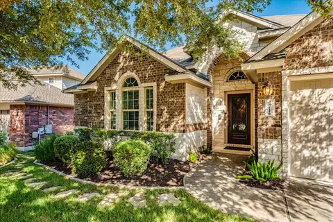 Exterior - 471 Limestone Trl, Austin, TX 78737 photo 2 of 7