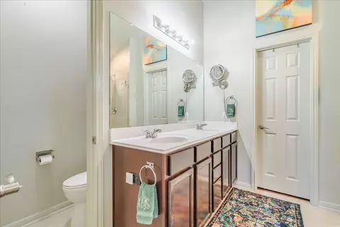 Bath - 471 Limestone Trl, Austin, TX 78737 photo 1 of 3