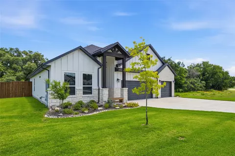 150 Mcnaughton Dr, Liberty Hill, TX 78642
