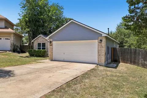 Exterior - 1805 Bent Oak Cv, Leander, TX 78641 photo 3 of 9