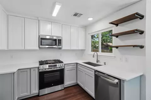 Kitchen - 1805 Bent Oak Cv, Leander, TX 78641 photo 1 of 3