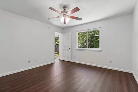 Bedroom - 1805 Bent Oak Cv, Leander, TX 78641 photo 2 of 5
