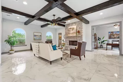 427 Bella Montagna Cir, Austin, TX 78734