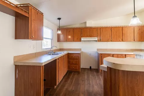 404 S Mill St, Flatonia, TX 78941 photo 11