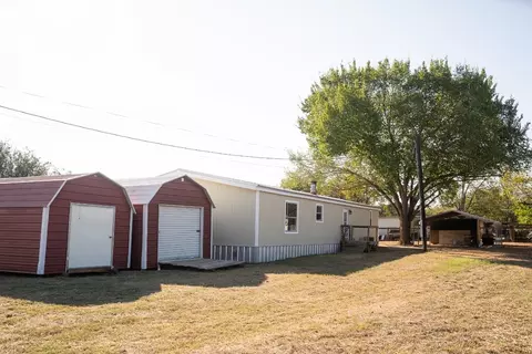 404 S Mill St, Flatonia, TX 78941 photo 33