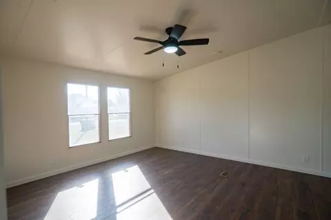 404 S Mill St, Flatonia, TX 78941 photo 22