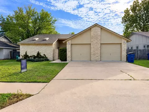8713 Pineridge Dr #A & B, Austin, TX 78729