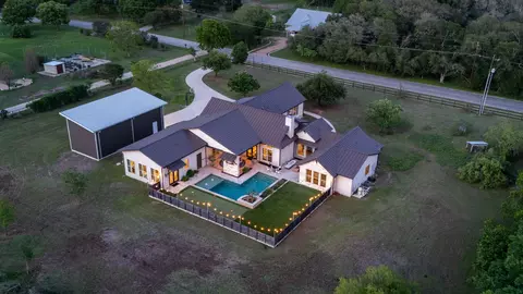 16202 Remuda Trl, Buda, TX 78610
